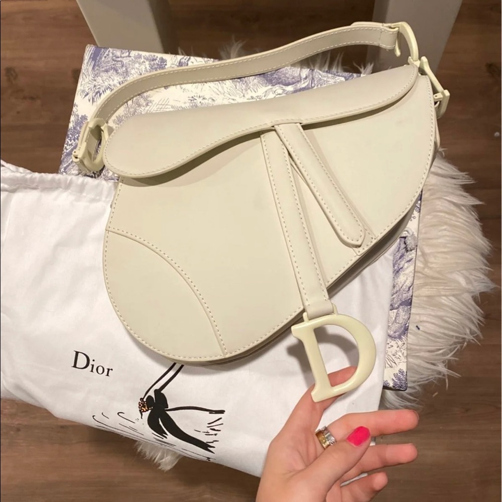 - Dior saddle bag